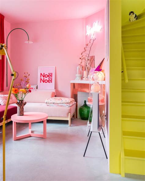 20-colors-that-go-well-with-pink-decor
