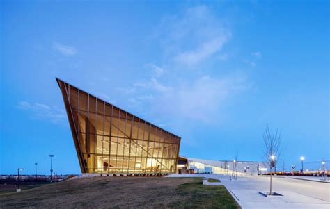 Clareview Community Recreation Centre And Branch Library Prairie