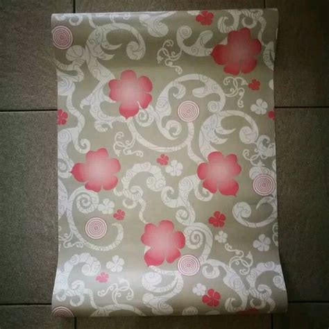Jual Wallpaper Murah Uk 45cmx10m Kode 1335 Bunga Pink Ulir Putih Di