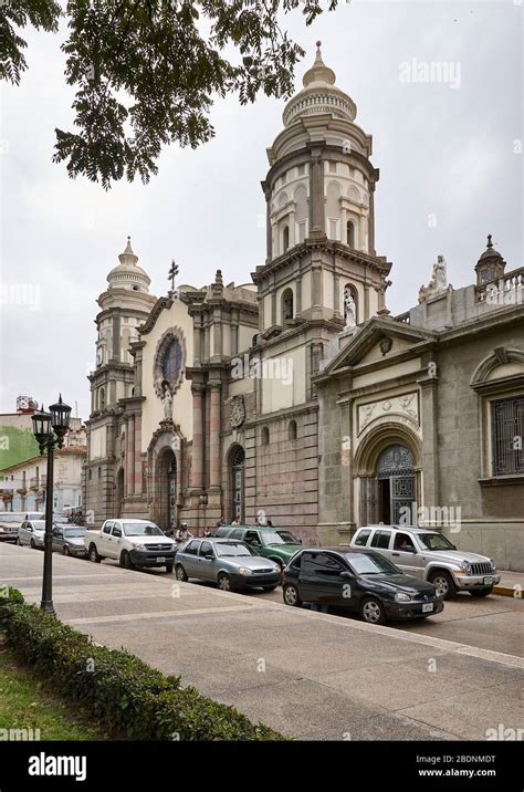 Catedral De MÉrida Venezuela América Del Sur América Fotografía De