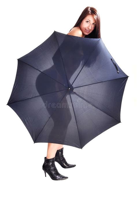 Nackte Frau Mit Geöffnetem Regenschirm Stockfoto Bild Von Mode Baumuster 10321246