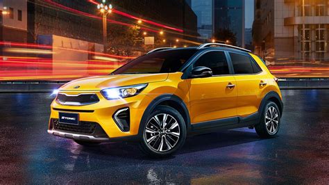 It S Official The 2021 Kia Stonic Starts At P 735k Carguide Ph Philippine Car News Car