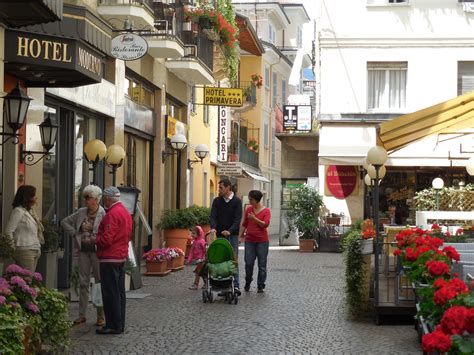 Mother's day is almost here! Shopping on a sunny afternoon in downtown Stresa. (June ...