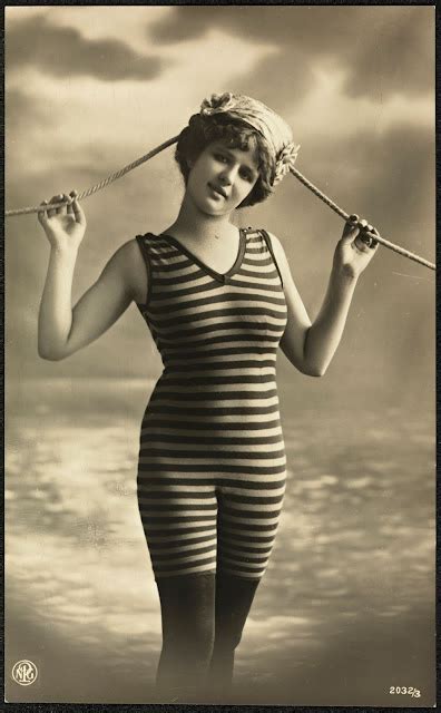 Interesting Vintage Studio Photos That Show Women S Swimsuit Fashion In