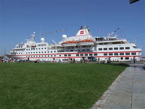 Hanseatic Hapag Lloyd Cruises