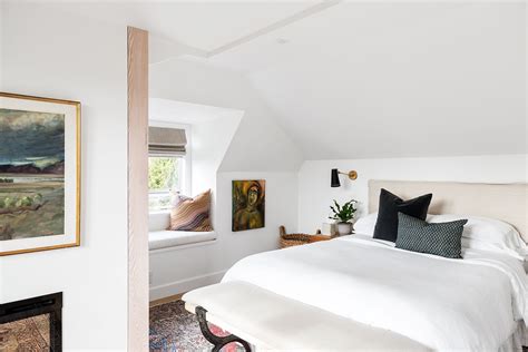 We planned to block off the corner of this dormer bedroom to create a nice square(ish) en studwork was built to define the en suite from the bedroom. Pin by Halevm on ☻ my crib ☻ in 2020 | Dormer bedroom ...