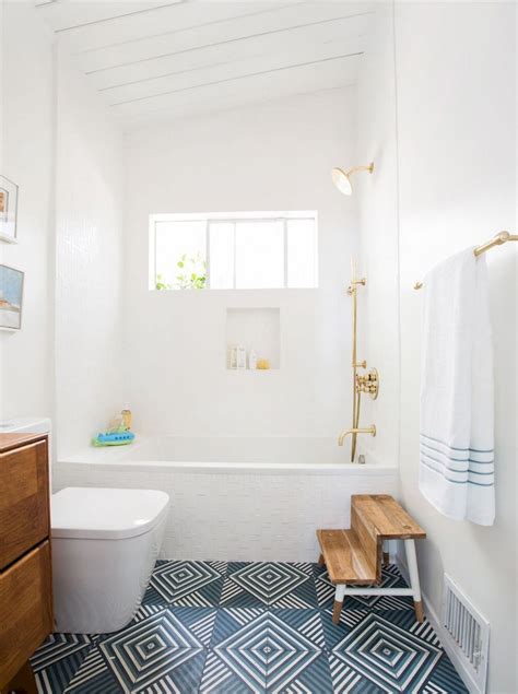 Before after a gorgeous mid century bathroom makeover apartment. 29+ Amazing Modern Mid Century Bathroom Remodel Ideas