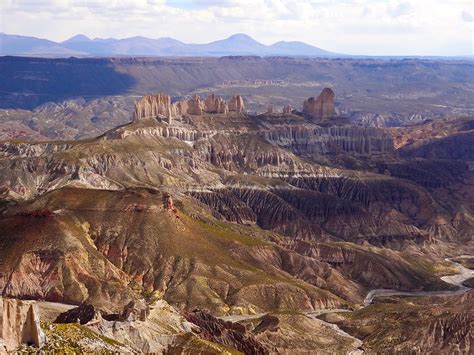Bolivia is divided into 3 distinct geographical areas: Discover the South Lipez in Bolivia - The South Lipez, an ...