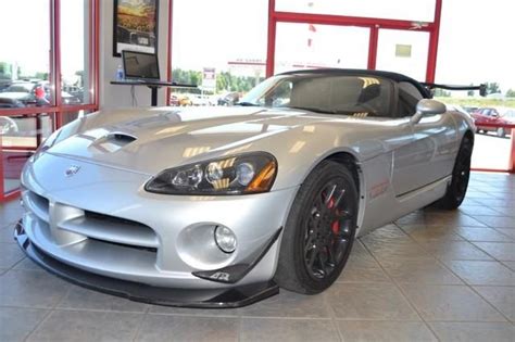 Super Decked Out Dodge Viper And On Sale Right Now 2005 Dodge Viper