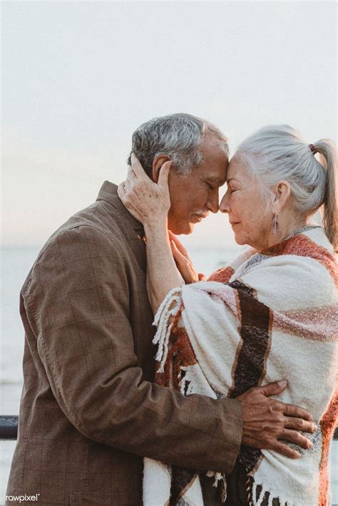 Pin By Twogonecoastal On Hopeless Romantic ️ Cute Old Couples Old