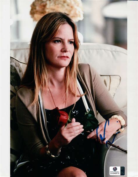 Jennifer Jason Leigh Signed Autographed 8x10 Photo Sexy Sitting With Rose 849679 Cardboard Legends