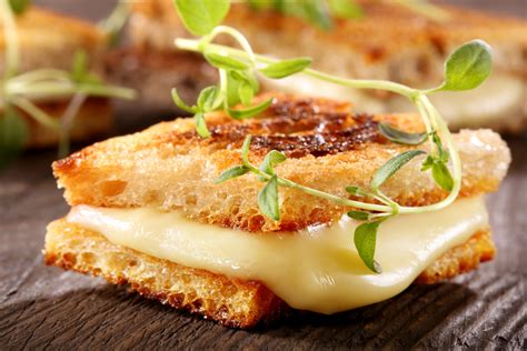 8 Of The Best Vegan Cheeses If You Miss Cheese Veganuary