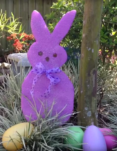 Colored Deviled Eggs for Easter | Easter diy, Easter decorations outdoor, Easy easter crafts