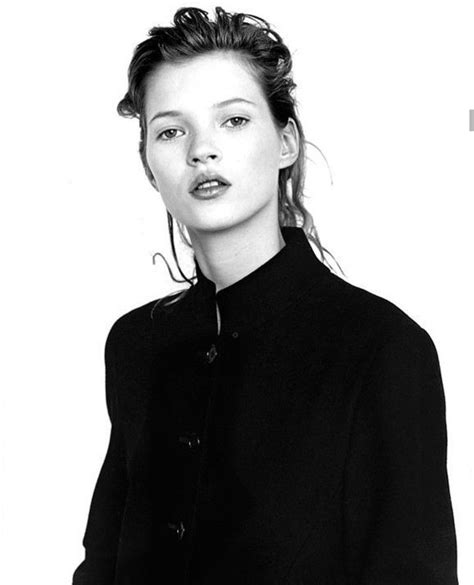 Pin By Catlie On Kate Moss 90s Fashion Icon Kate Moss Young Kate
