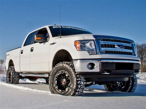 Visit cars.com and get the latest information, as well as detailed specs and features. 2014 Ford F150 Towing Capacity - Blender Boyz