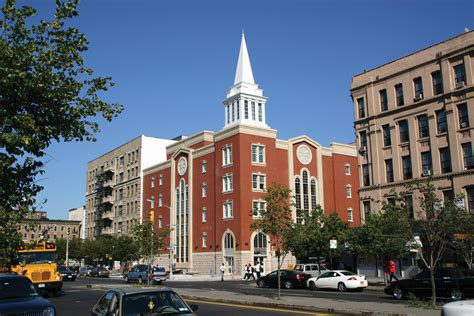 Of Chapels and Temples: Explaining Latter-day Saint Worship Services