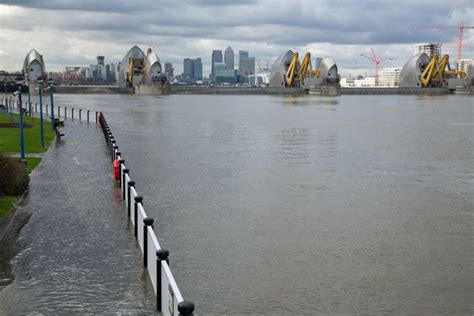 Uk Weather Flooding In Central London As Tidal Surges Force Thames