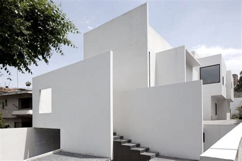 Minimalist Architecture By Lucio Muniain