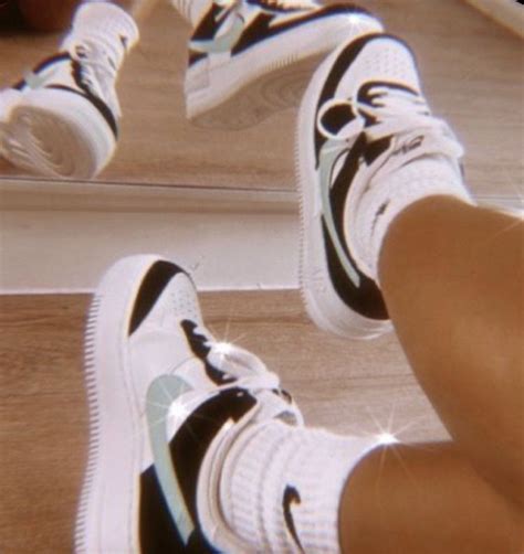 𝚙𝚒𝚗𝚝𝚎𝚛𝚎𝚜𝚝 𝚔𝚊𝚢𝚕𝚎𝚎 𝚝𝚊𝚢𝚕𝚘𝚛 Aesthetic Shoes Custom Nike Shoes Jordan