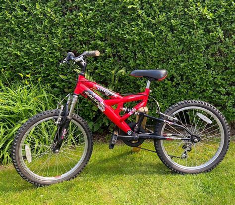 Raleigh Attitude 20” Red Mountain Bike In Galston East Ayrshire