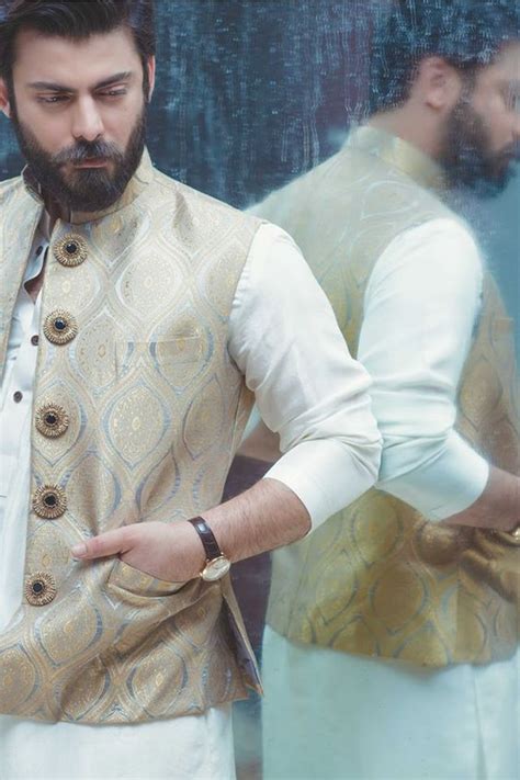 Stylish Kurtas Of Stylish Fawad Khan Reviewitpk