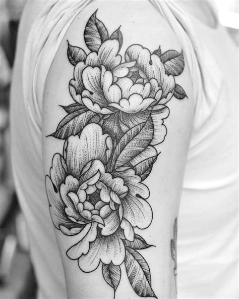 dotwork peony flowers tattoo by chris jones peony flower tattoos black flowers tattoo flower