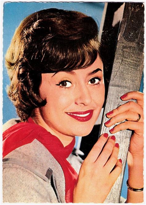 00:00 tonight we love 02:44 stranger in paradise05:06 full moon and empty arms 07:38 april in portugal 10:00 autumn leave 13:45 the things i love 16:32. Caterina Valente