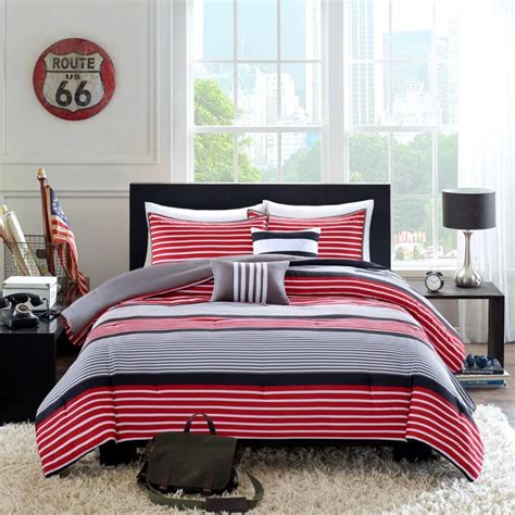 Buy down comforters down alternative comforters at macys.com! Burgundy Bedspreads and Burgundy Comforter Sets at ...