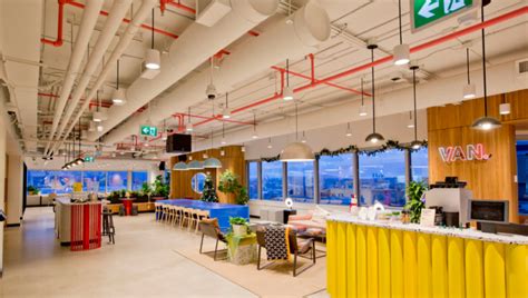 coworking space alternatif tempat kerja yang asik qwords