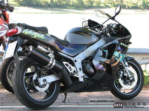 The avon super venoms work very well on older sportbikes, and the ninja 600r is no exception. 1996 Kawasaki Ninja ZX-6R