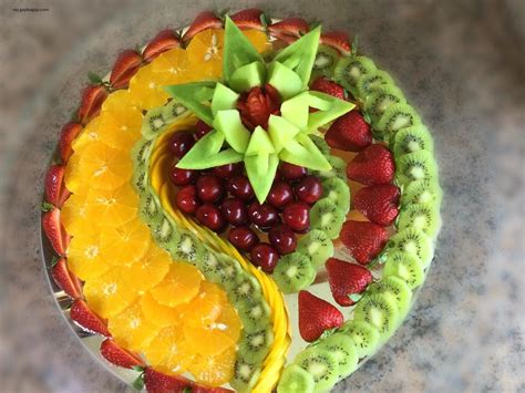 Beautiful Fruit Art Fresh Fruit Cake Food Garnishes