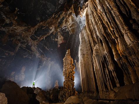 Journey Into The Worlds Largest Cave Son Doong Cave Vietnam Fun