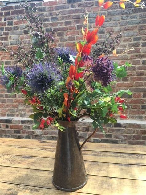 Medieval Banquet Hire Medieval Flowers In Jug £25