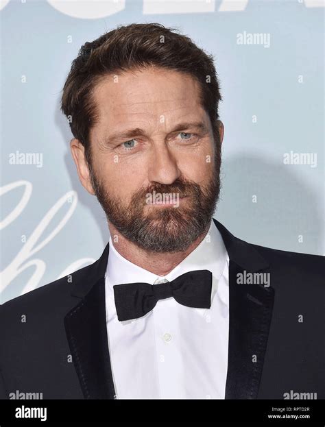los angeles ca february 21 gerard butler arrives at the hollywood