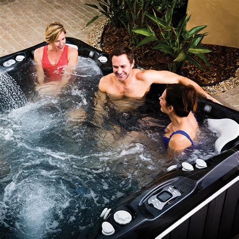 how to buy a hot tub how tub buying guide caldera spas