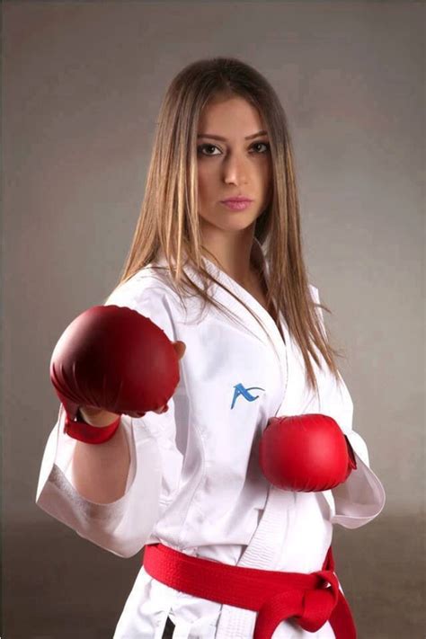 New Zealeand Karate Female Martial Artists Martial Arts Girl Sports Pictures Kickboxing