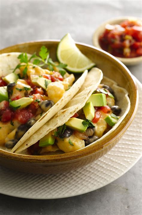 The simple meals and snacks that makes this plan so simple and realistic to follow feature the best foods for diabetes, like complex carbohydrates (think whole grains and fresh fruits and vegetables), lean protein and. Cauliflower and Black Bean Tacos | Recipe | Black bean tacos, Food recipes, Lean cuisine