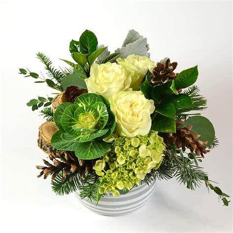 On our site you can order flowers delivery to elban, khabarovskiy kray. Christmas Woods in Woodbury, MN | Woodlane Flowers