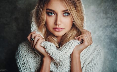 1080p S 500px Knitted Beautiful Woman Contemplation Blonde Warm