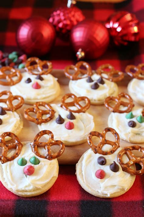 Cute Reindeer Cookies Reindeer Cookies Christmas Baking Easy To
