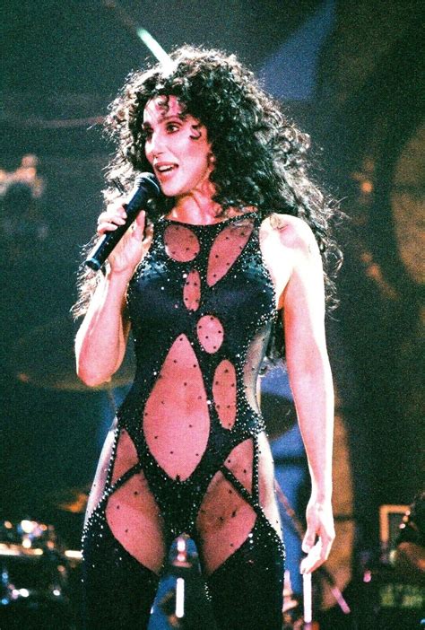 Cher In Concert Wembley Unrepeatable Photos The Love Hurts