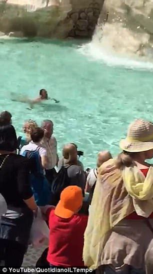 Man Swims Naked In Romes Treasured Trevi Fountain Daily Mail Online