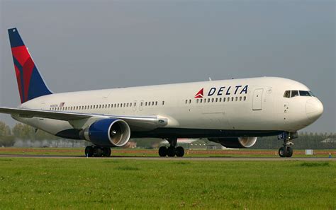 Boeing 767 300 Widebody Parade Delta