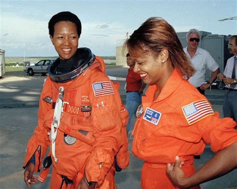 Alabama Astronaut Dr Mae Jemison Is Nasas ‘picture Of The Day