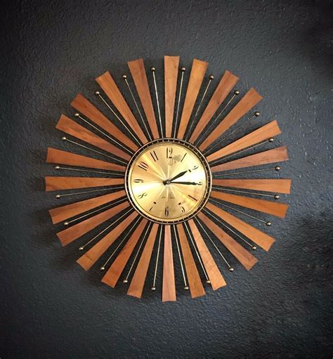 Vintage Mid Century Modern Atomic Starburst Sunburst Wall Clock Seth