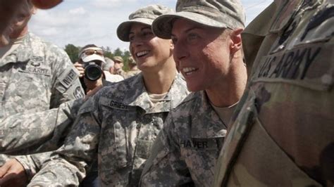Ranger School Grad Becomes Armys First Female Infantry Officer
