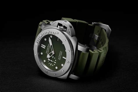 Introducing Panerai Submersible Verde Militare Green Dial Watch