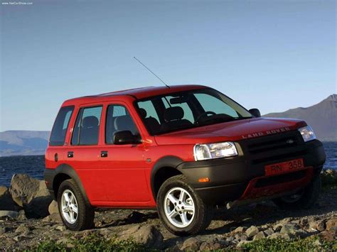 Which used 2003 land rover freelanders are available in my area? Land Rover Freelander (1997-2006)