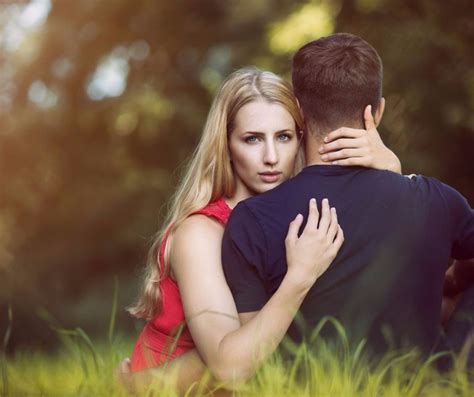 Female Hypergamy What It Is And 7 Ways To Use It To Your Advantage Hack Spirit
