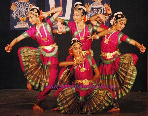 Bharata Natyam Bharata Natyam Dancer Of Sri Devi Nrithyala Flickr
